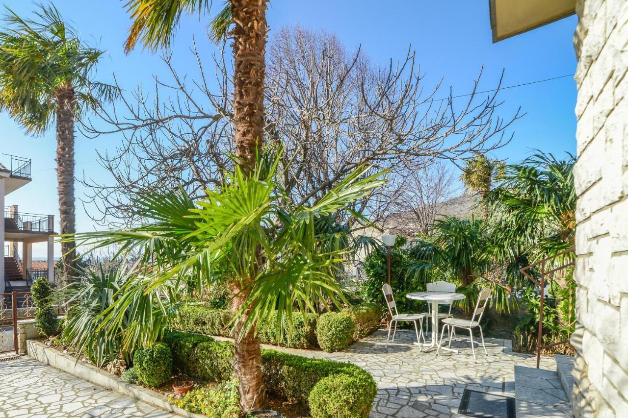 Apartments Antic 4255 Selce Dış mekan fotoğraf
